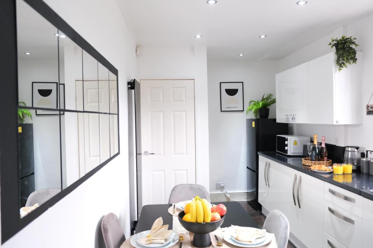 Bee Stays - Northway House Warrington  Exterior foto